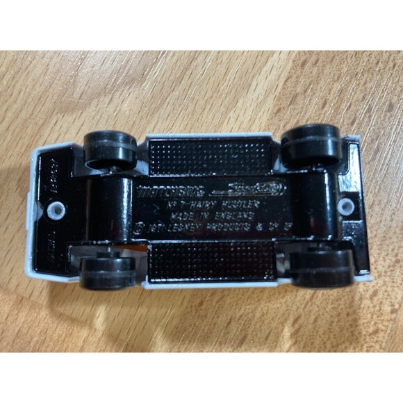 Matchbox Series No. 7 ‘Hairy Hustler’ Car • Superfast • Checkerboard • Vintage - Picture 5 of 5